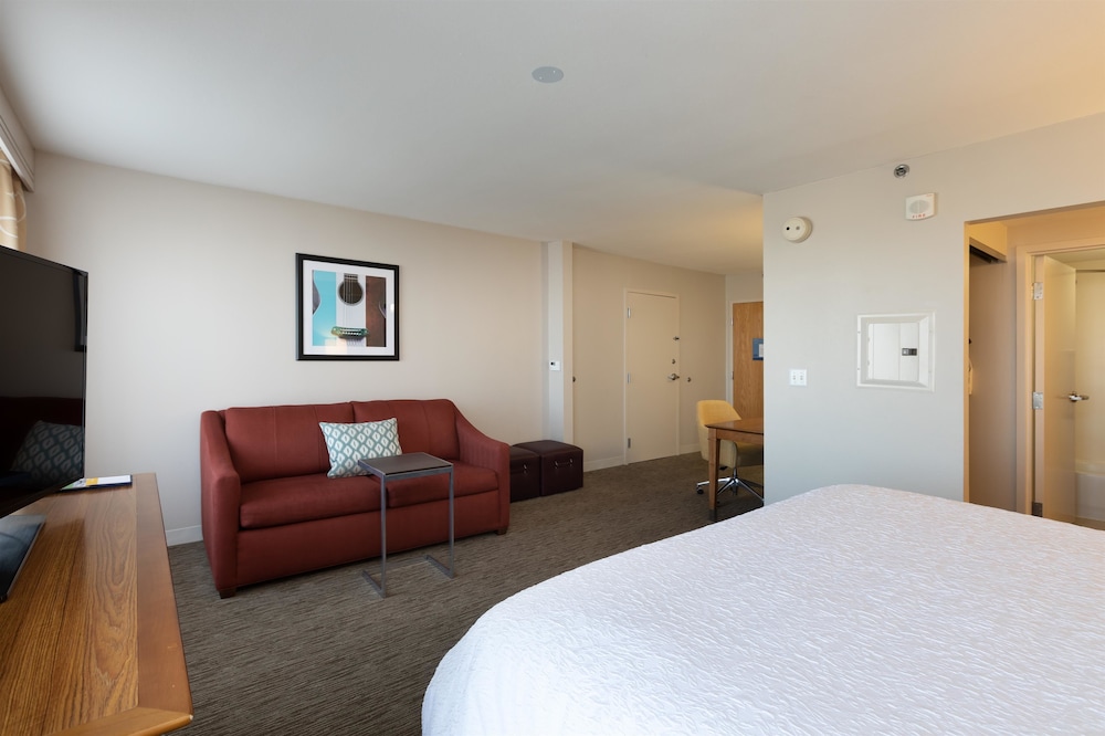 Hampton Inn And Suites Austin Airport 14/40