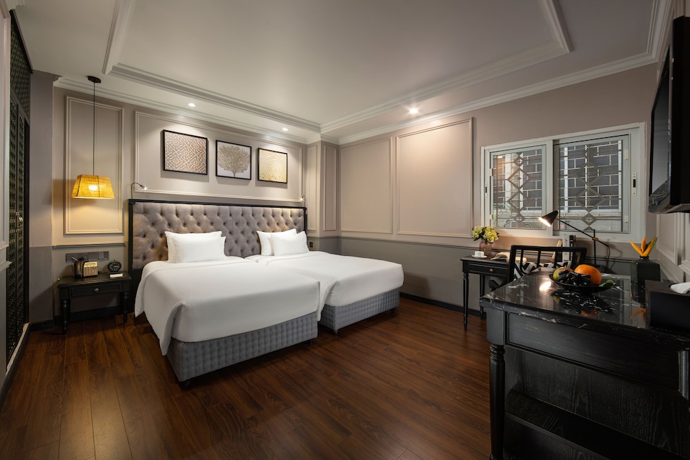Hanoi Imperial Hotel 23/74