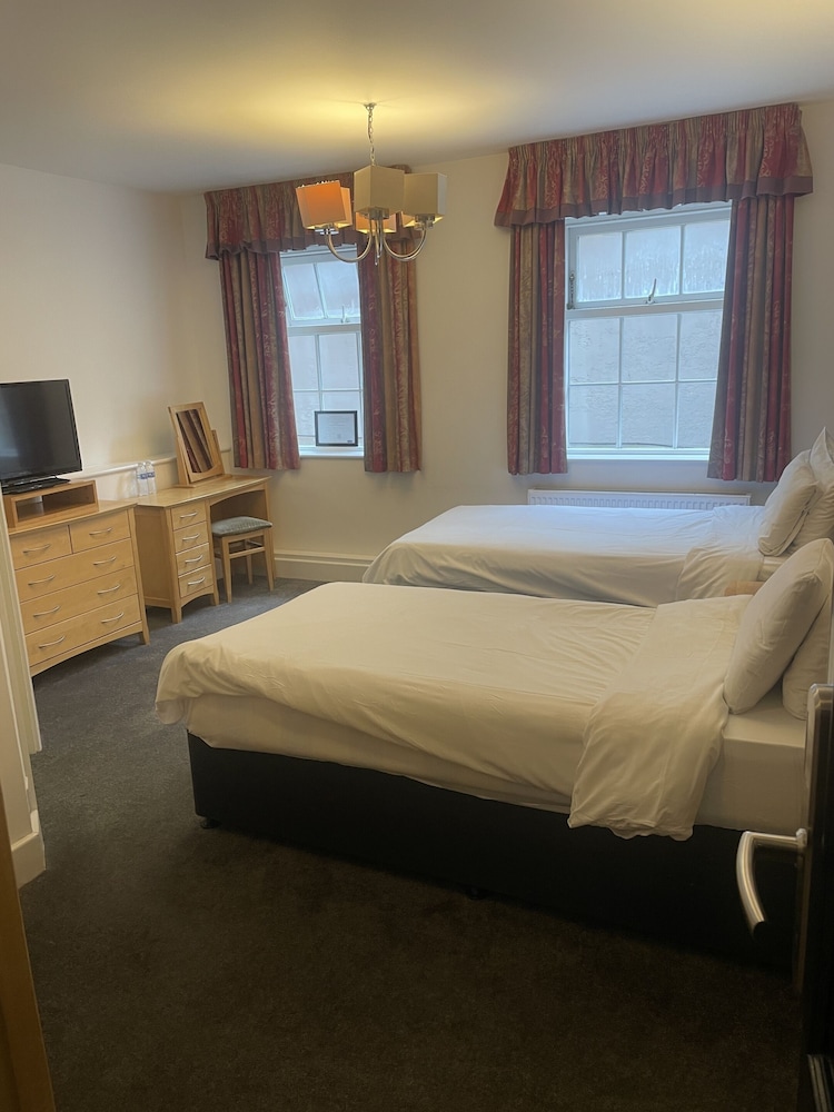 Hotel 1843 Reading 24/60