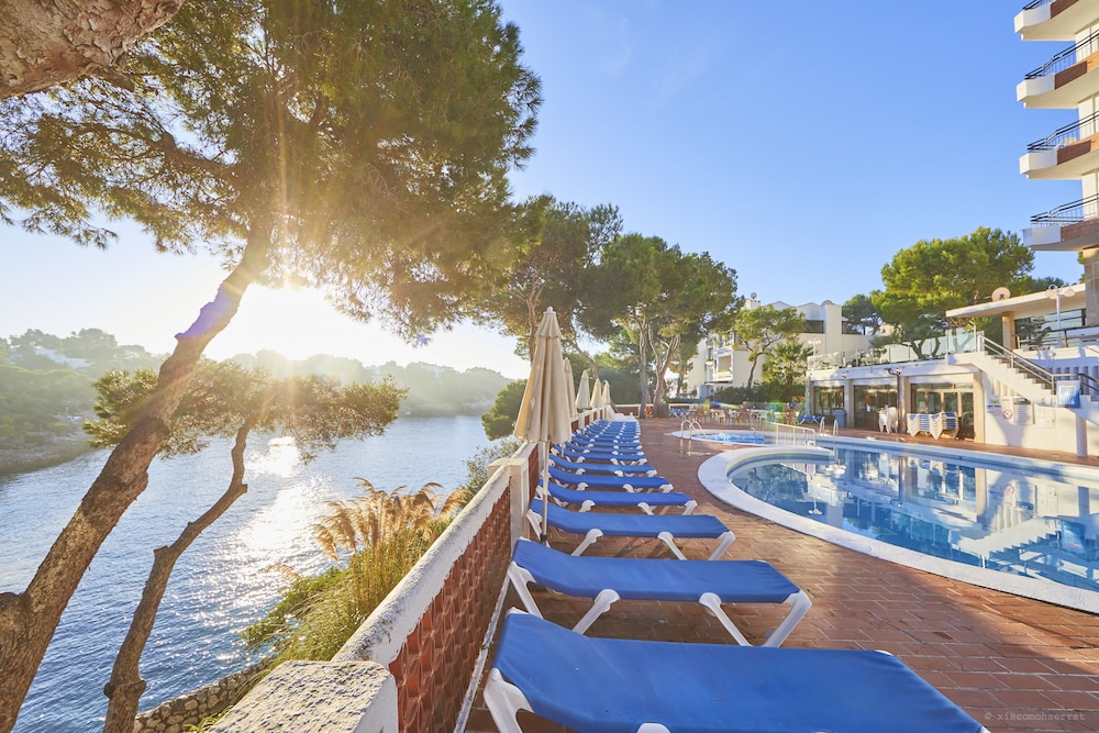Cala Ferrera Hotel 161/191