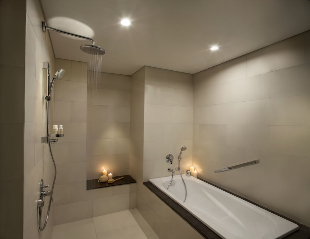 FRASER PLACE SETIABUDI JAKARTA 18/68