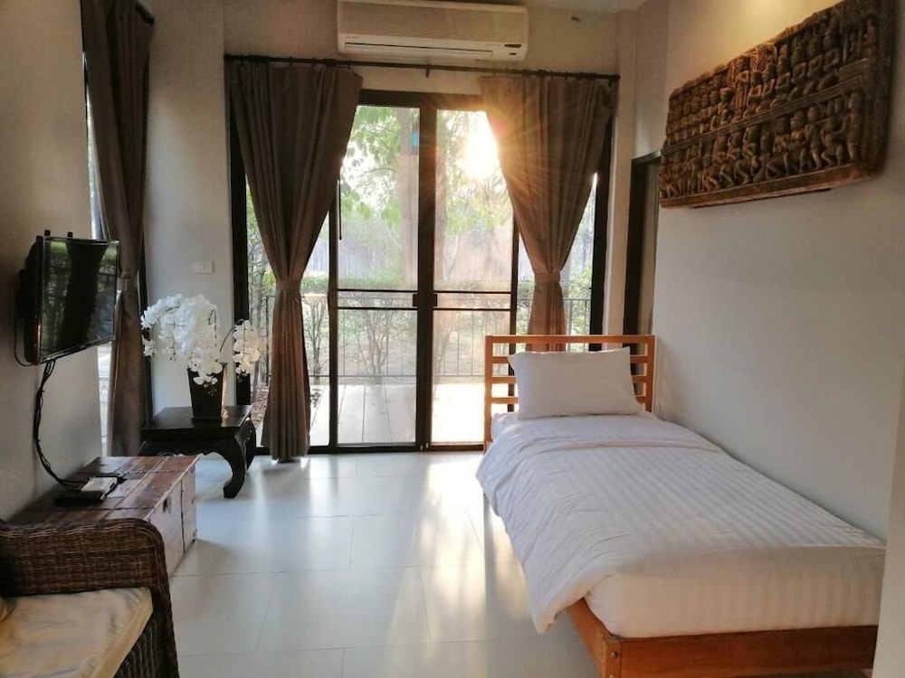 Tharaburi Resort Sukhothai 25/77