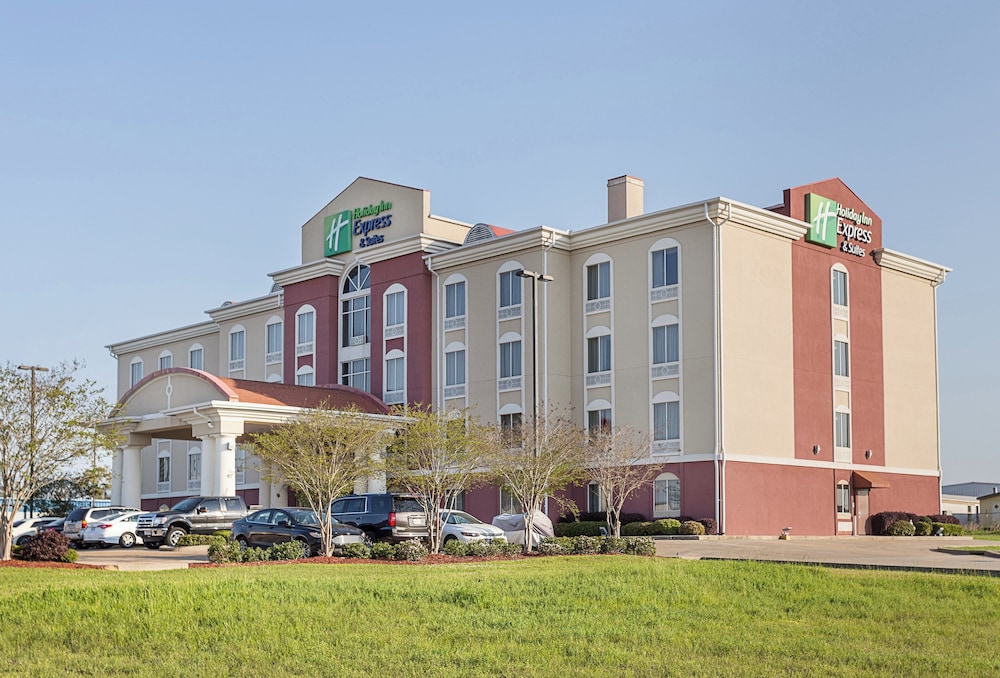 Holiday Inn Express Hotel Suites Byram 5/70