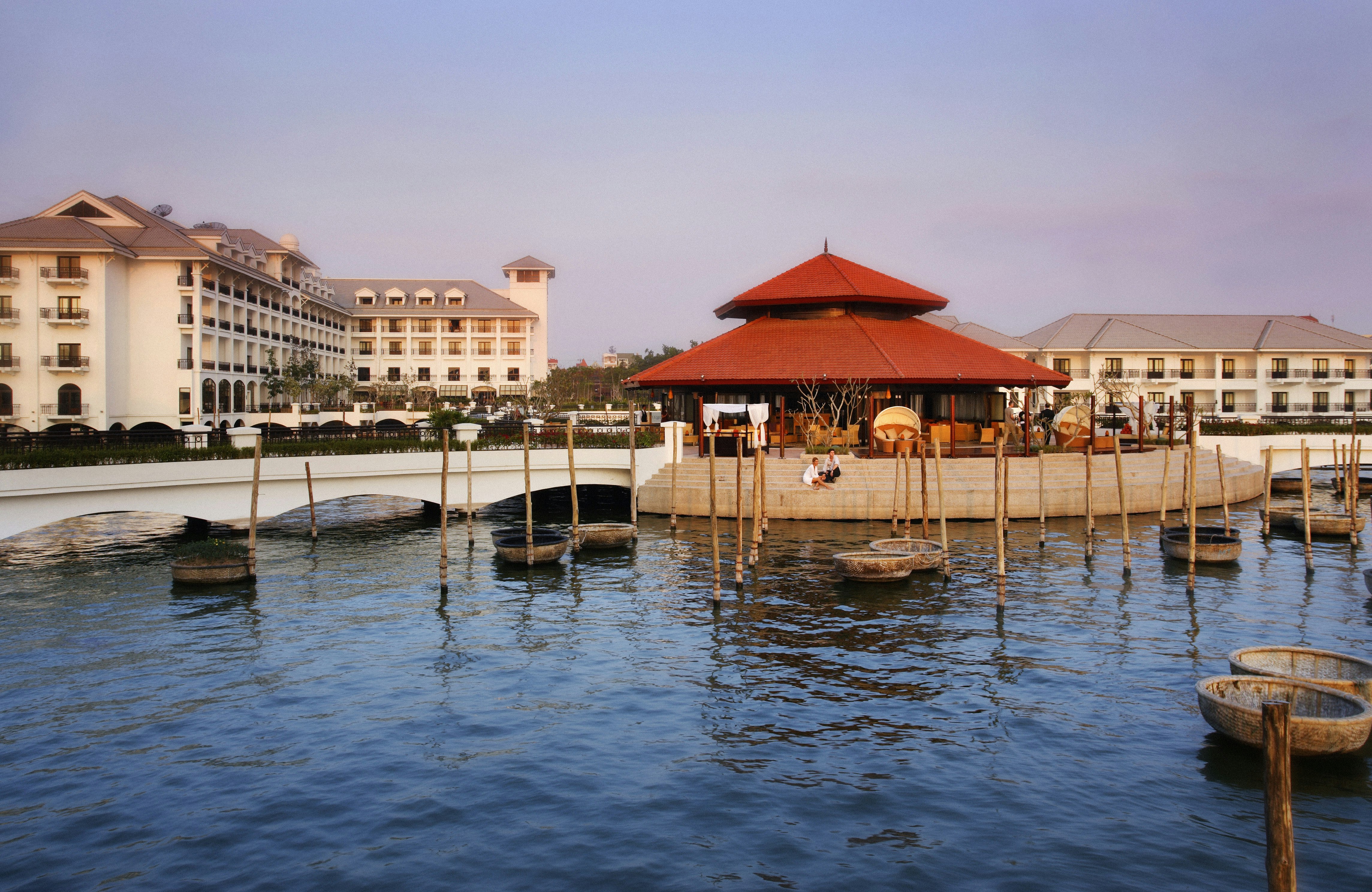 Intercontinental Hanoi Westlake 72/78