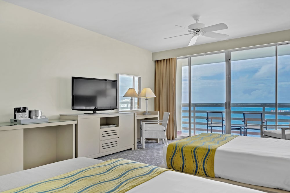 El Conquistador Resort 37/50