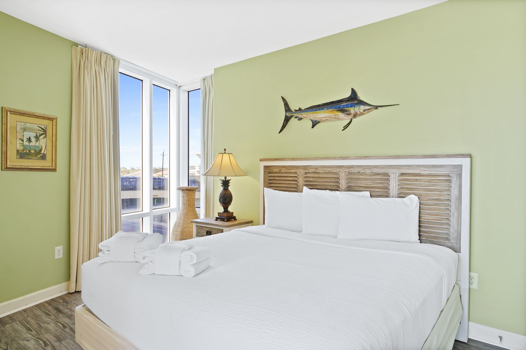 شقة سكنية بسريرين كينج وسرير كوين وسرير فردي بإطلالة على البحر بـ3 غرف نوم مع أريكة، Splash Beach Resort By Panhandle Getaways 2/10