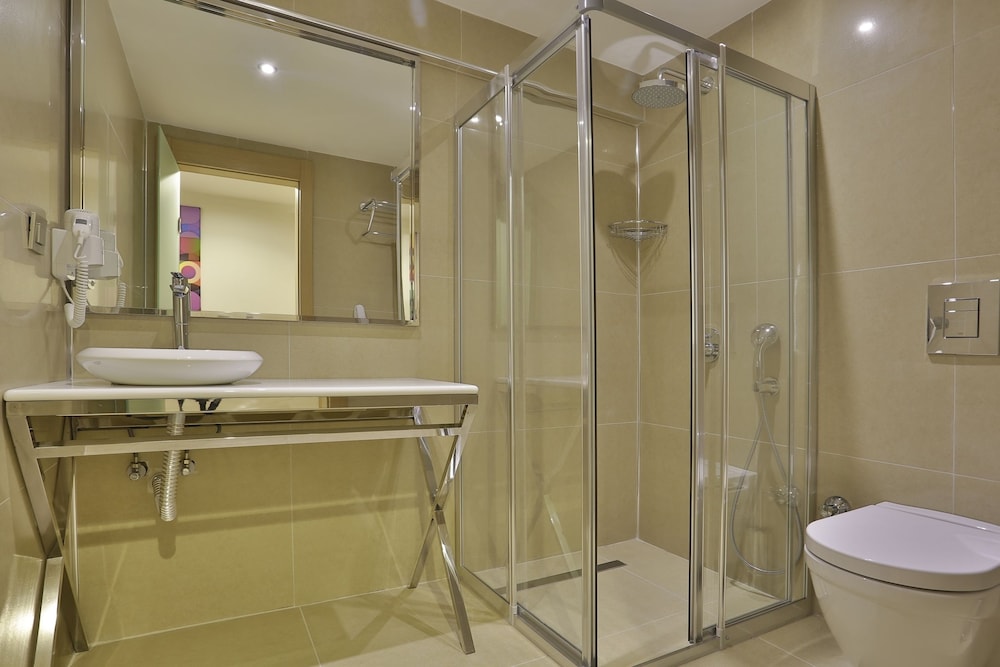 Aurasia Design Hotel 65/70