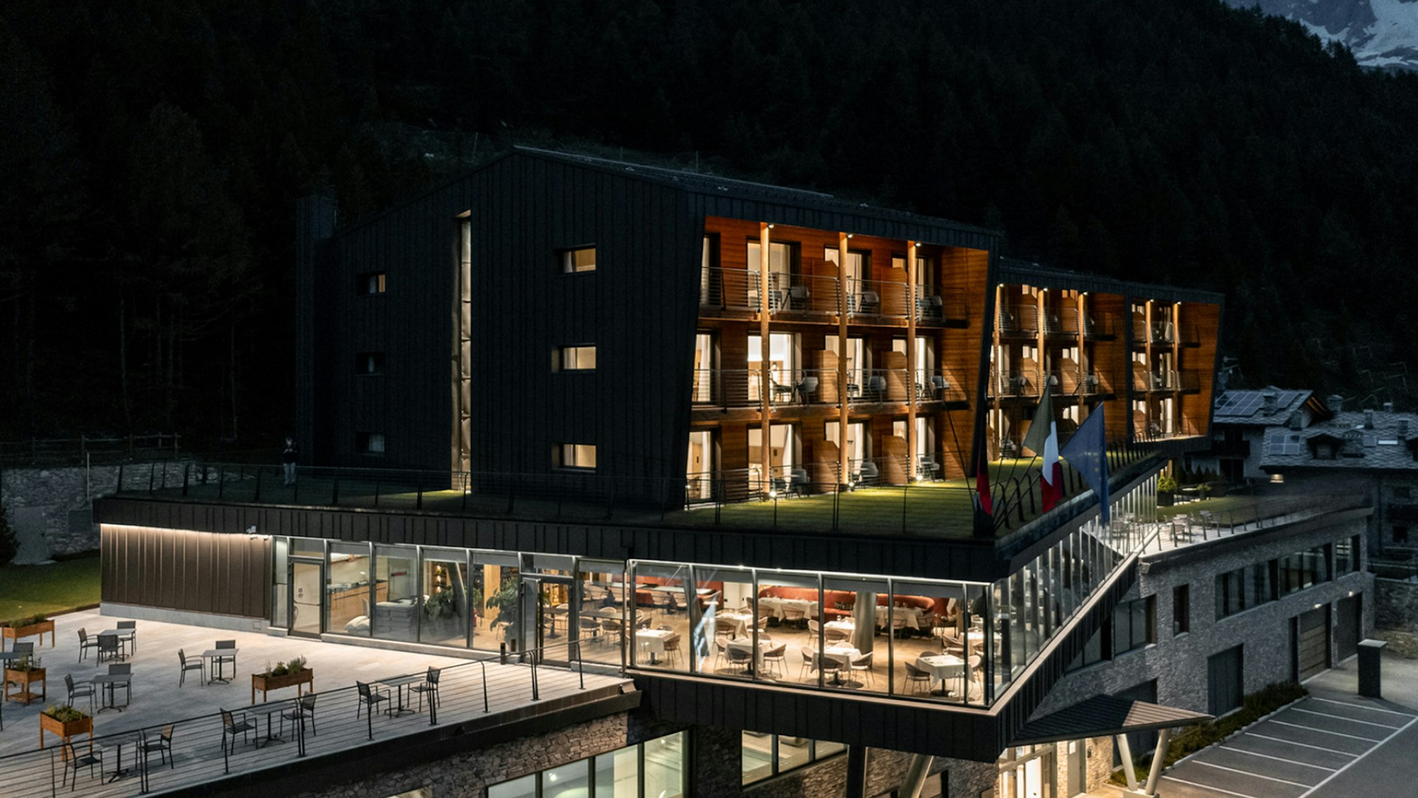 VRetreats Cervino The Alps in VALTOURNENCHE