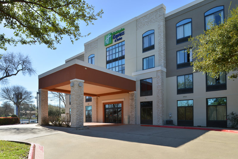 Holiday Inn Express Austin North Central 64/65