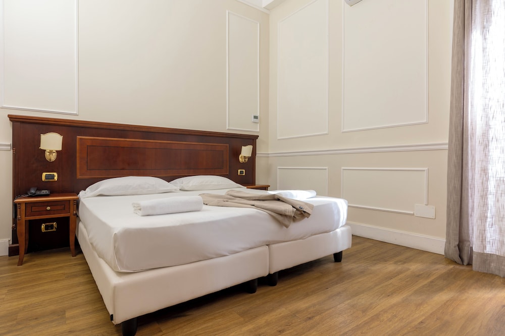 BASIC, DOUBLE OR TWIN BED
