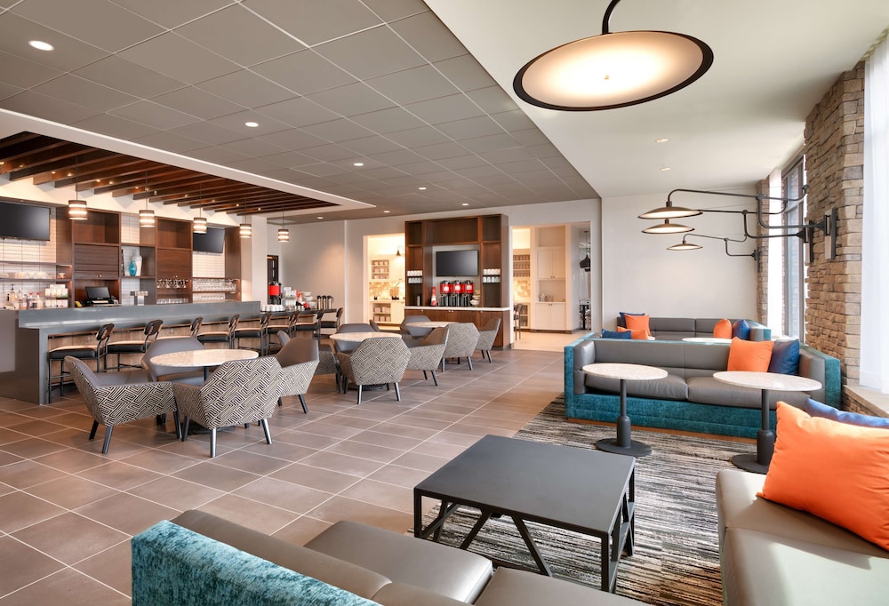 Hyatt Place Anchorage-Midtown 25/39