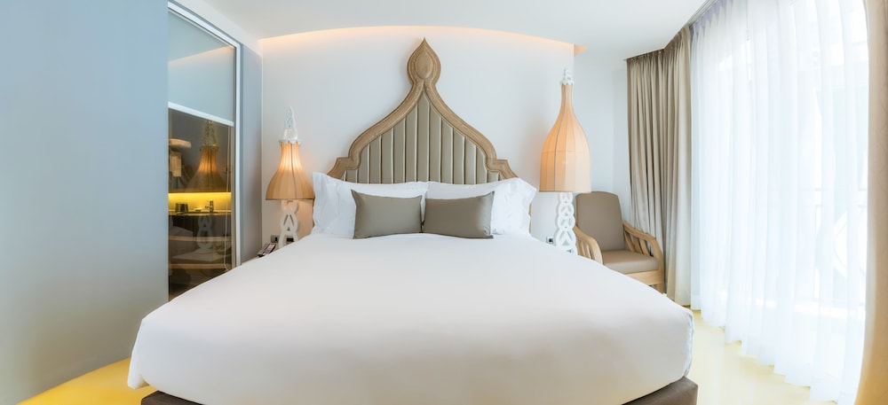 Anajak Bangkok Hotel 23/70
