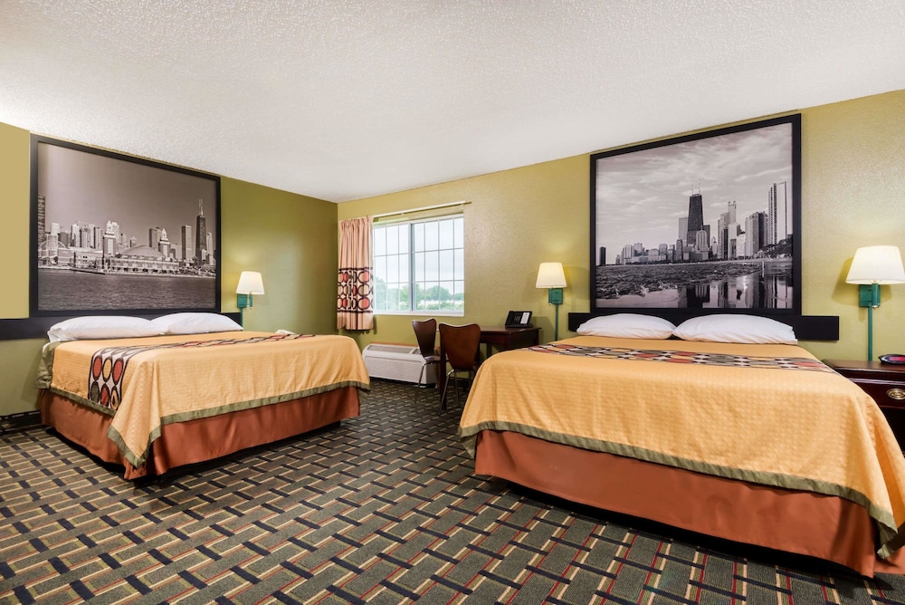 جناح استوديو بسريرين كوين، Super 8 by Wyndham Mt. Carmel IL 5/10