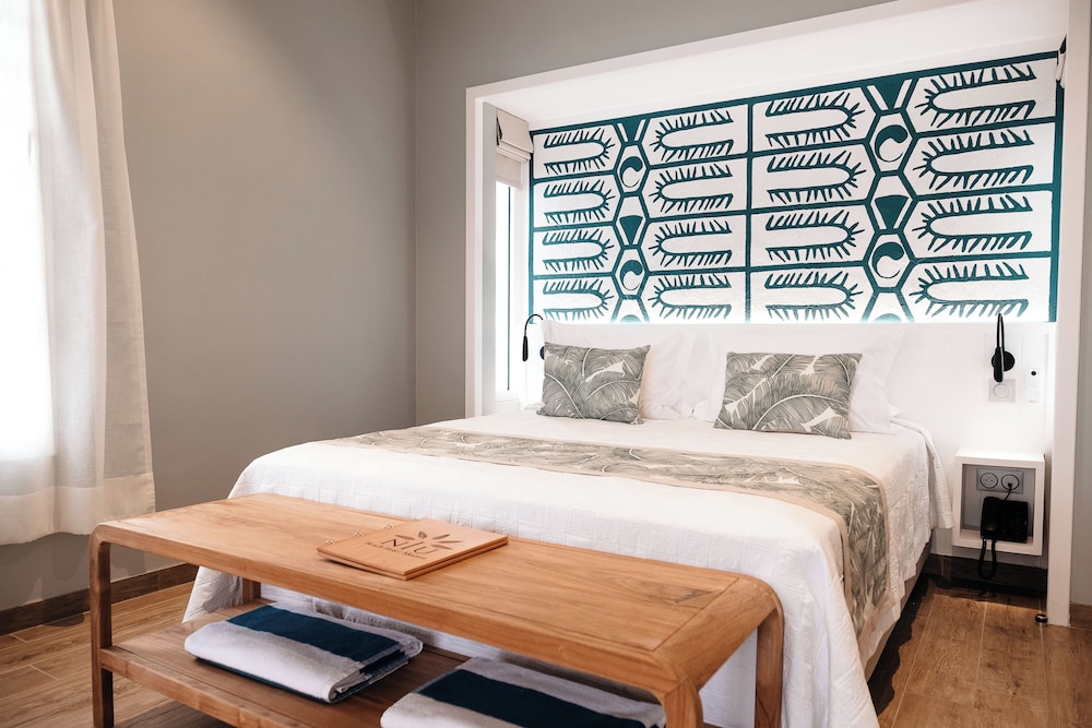 Duplex, Garden, Queen and Twin Beds, Sofa