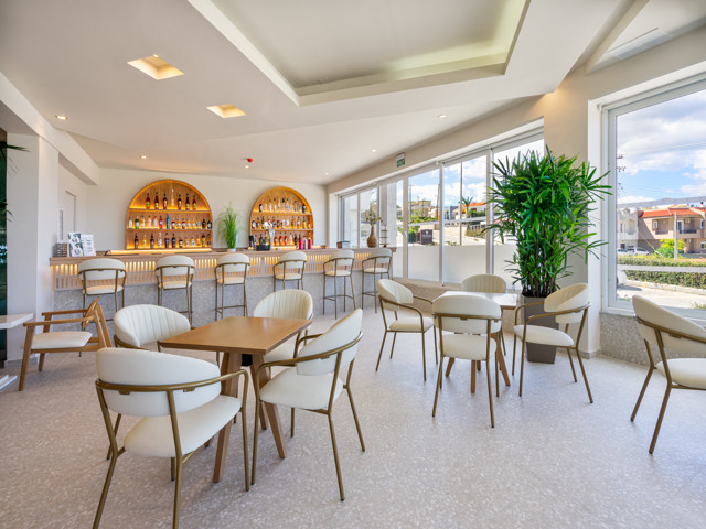 Venezia Resort Hotel 54/76