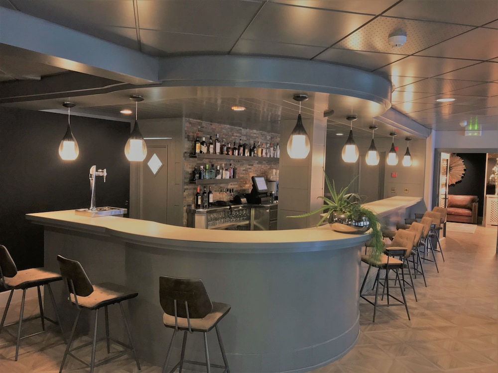 Hotel & SPA Niunit 15/17