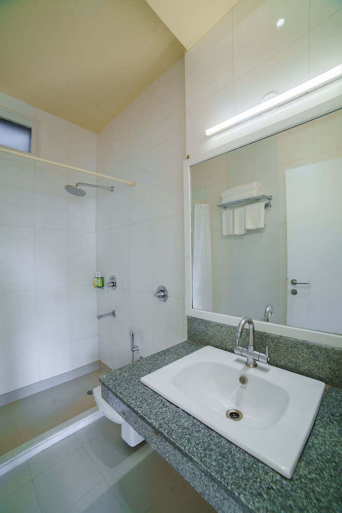 Bloom Hotel - GK2 45/47