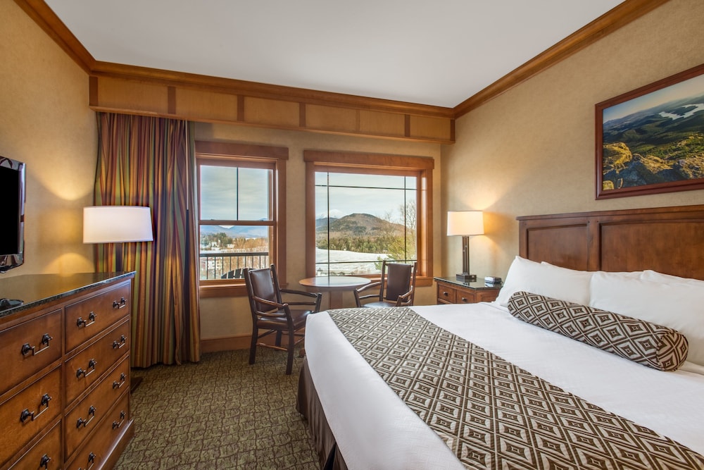 Crowne Plaza Lake Placid 16/67