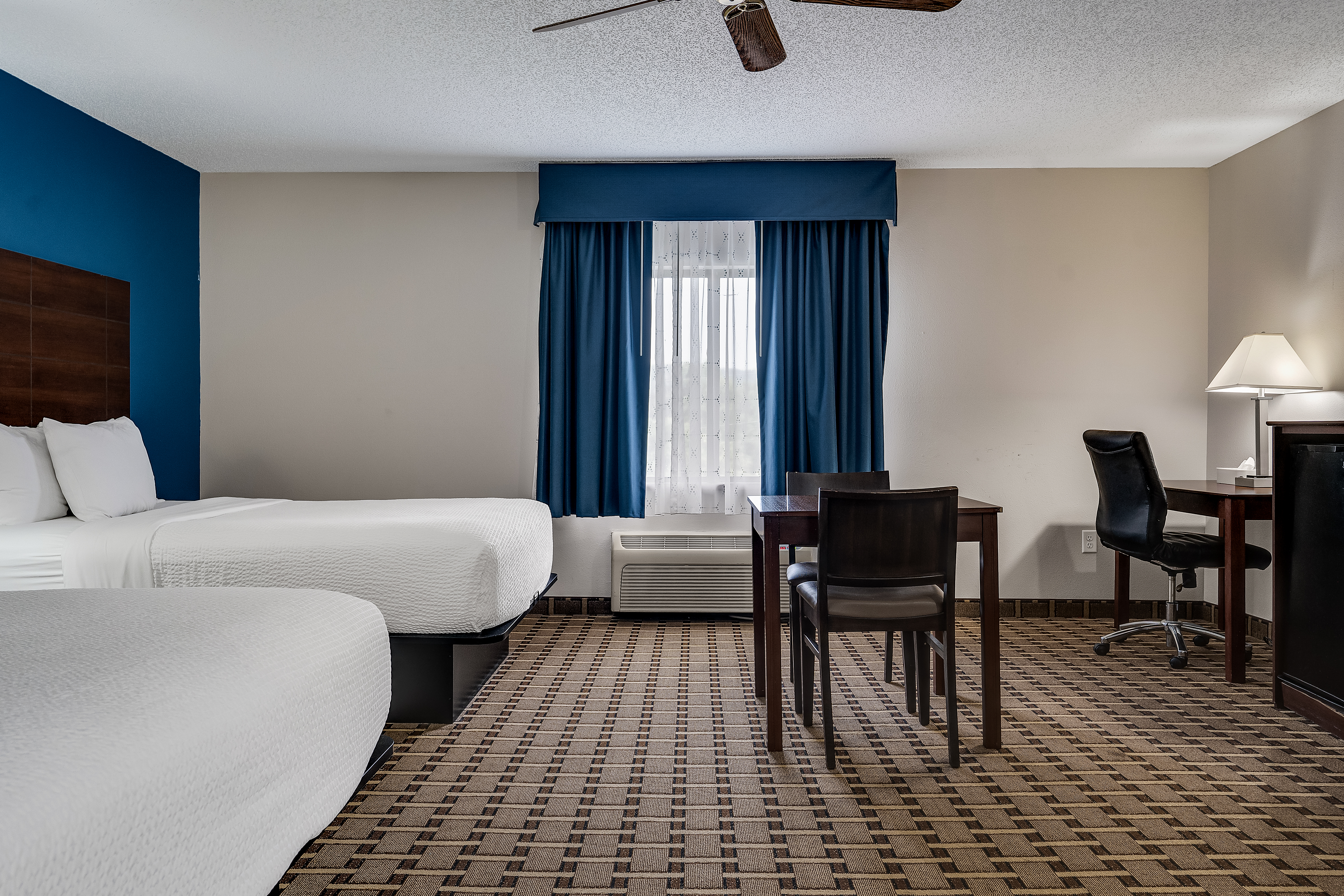 جناح بسريرين كوين، Baymont By Wyndham La Crosse/Onalaska 2/6