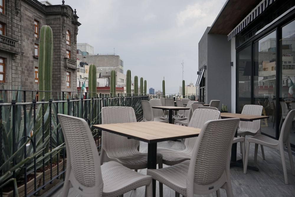 Hotel Principal 37/49