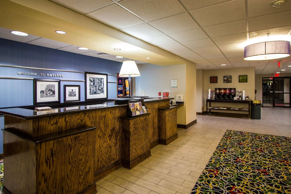Hampton Inn Suites Natchez 10/78
