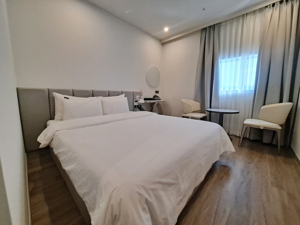 City, Standard, Double Bed