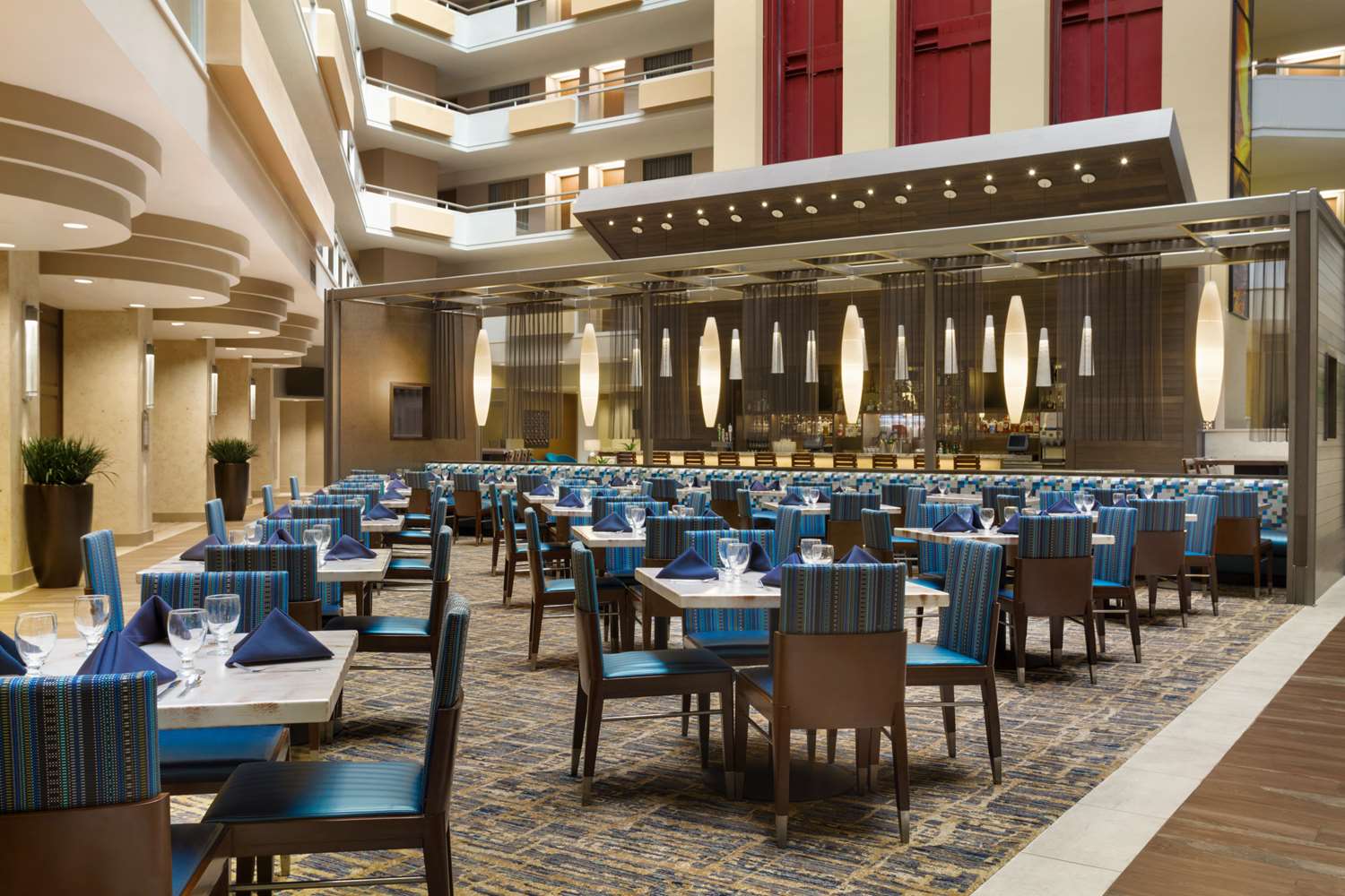 restaurant cafeteria