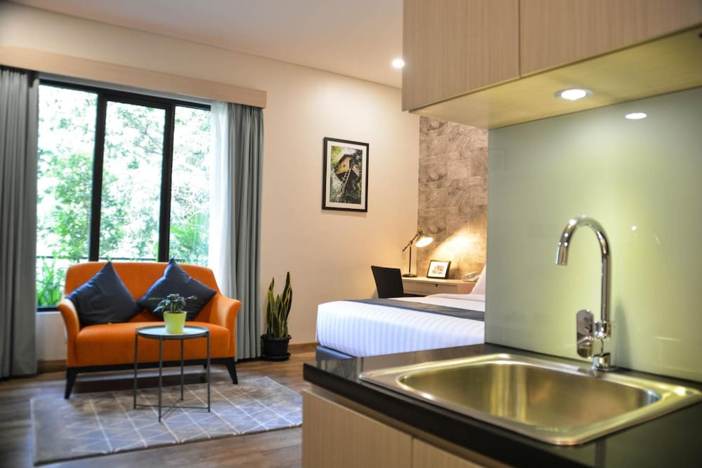 Treehouse Suites 26/50