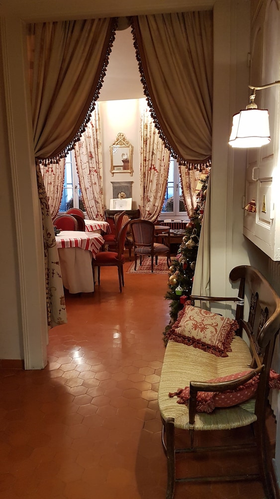 Hôtel Cardinal 45/58