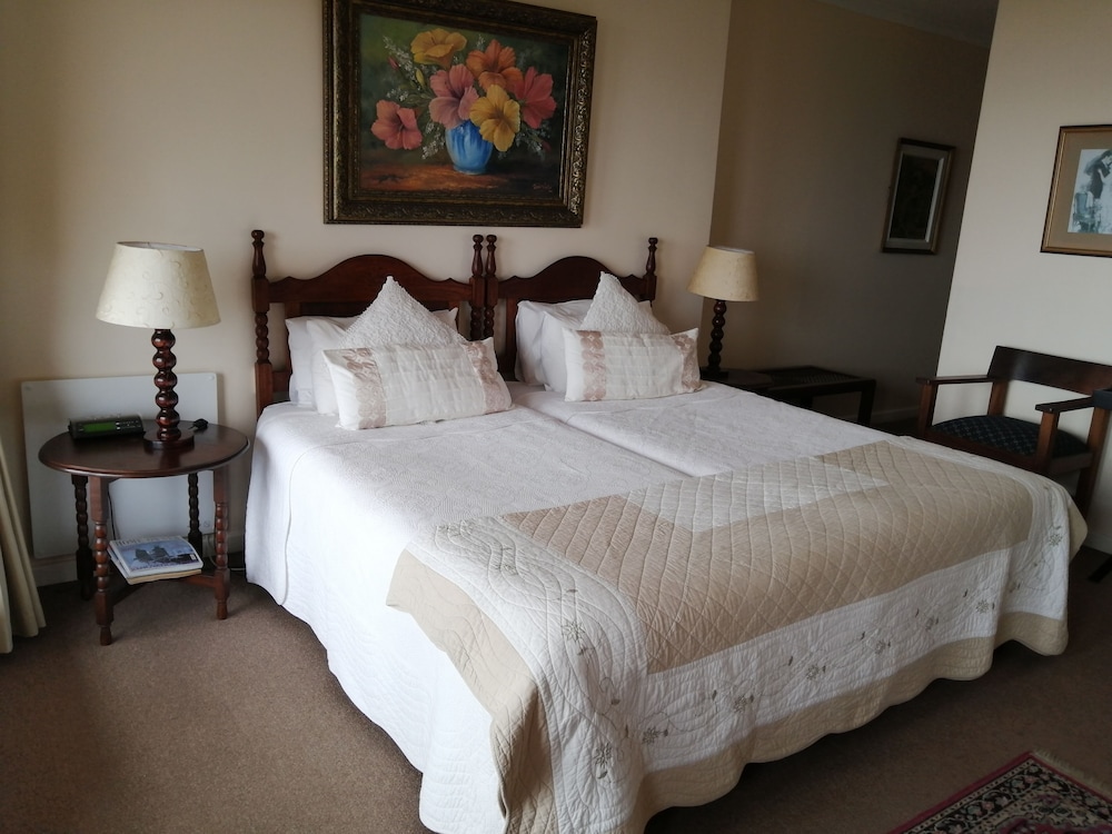 Amzee Bokmakierie Guest House 12/72