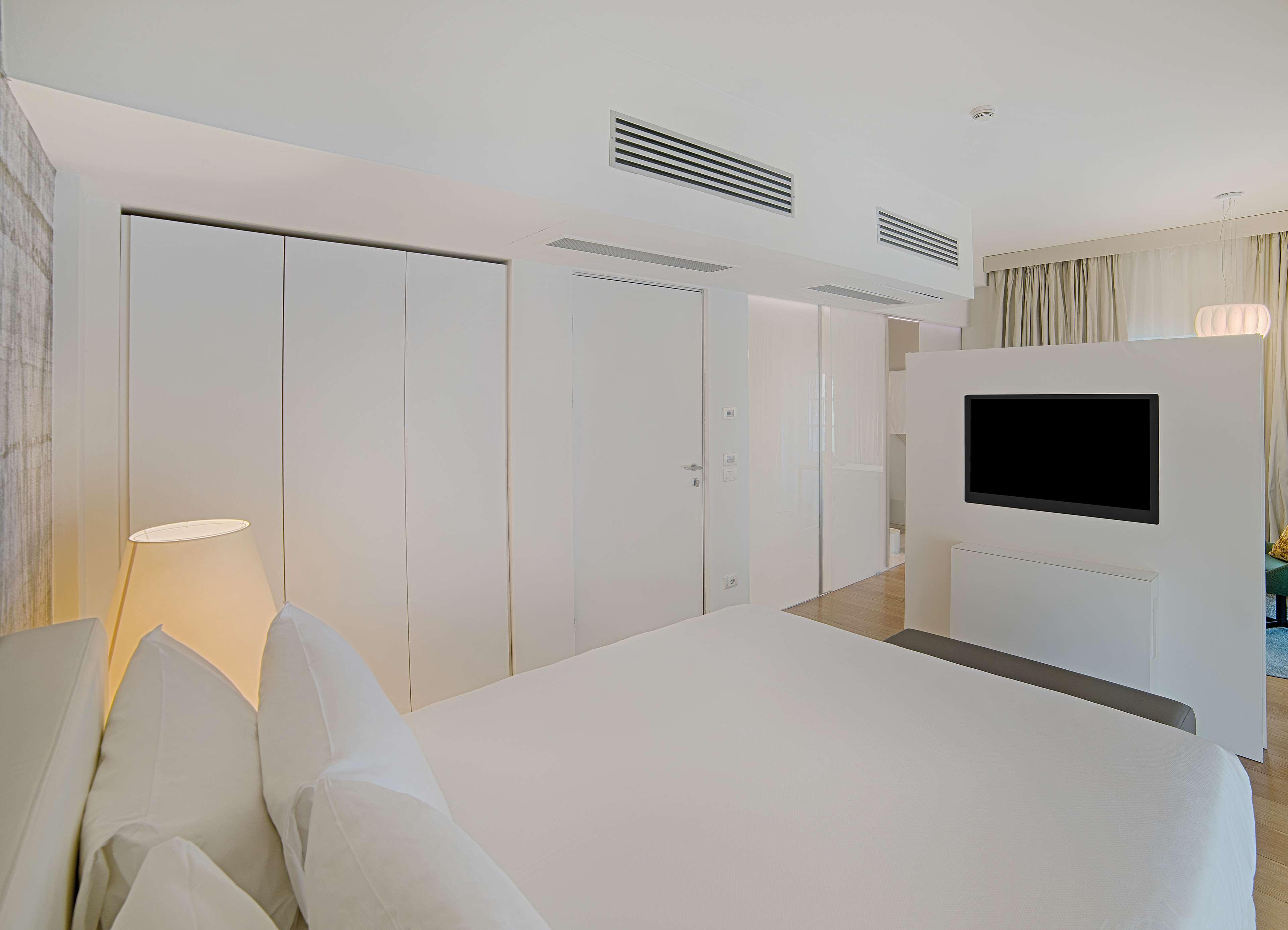 AVANI, JUNIOR SUITE