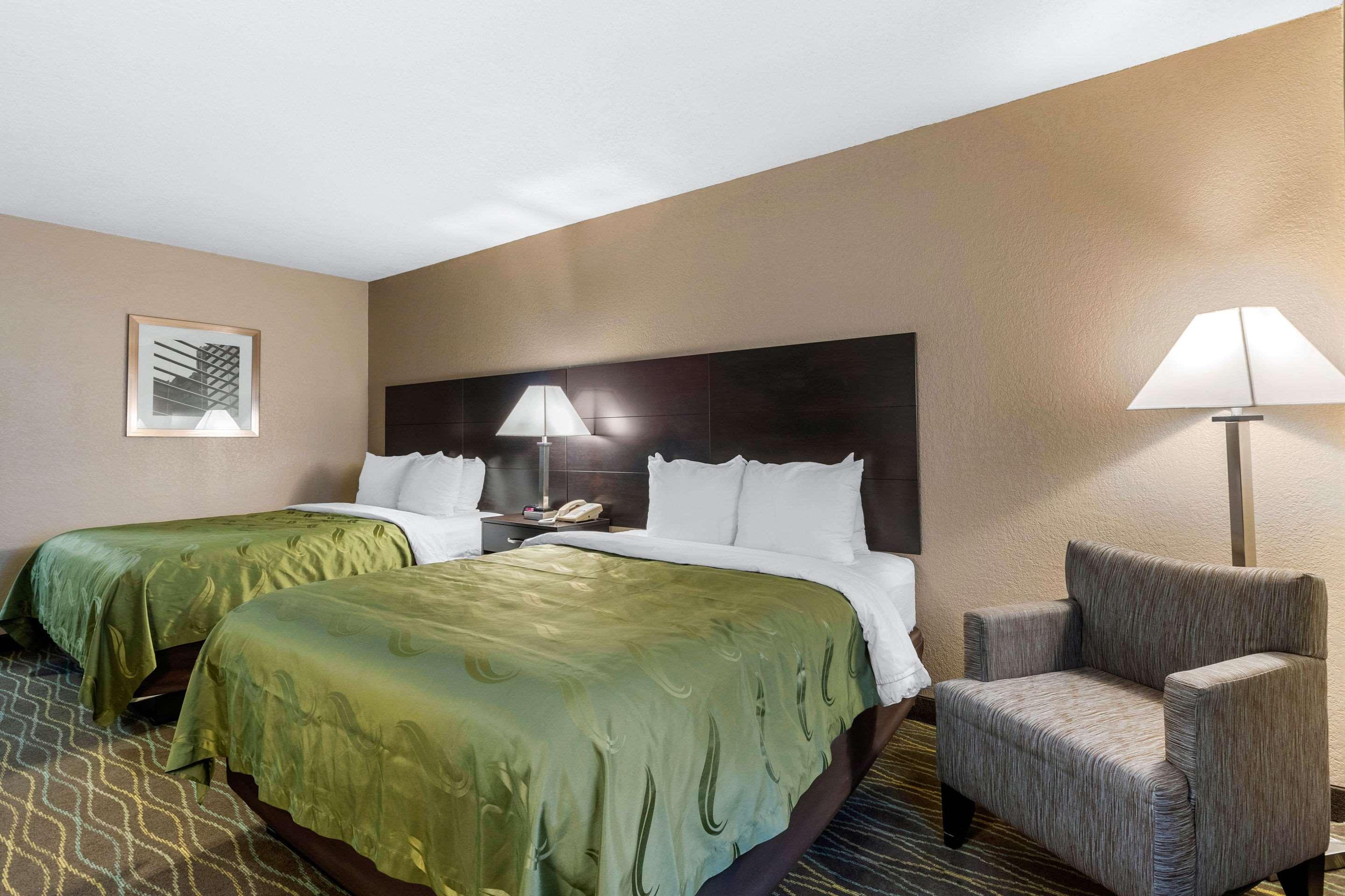 SUITE, 2 QUEEN BEDS