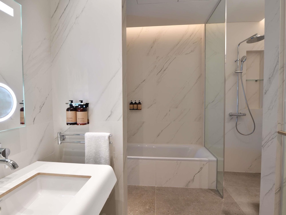 Novotel Abidjan Marcory 50/50
