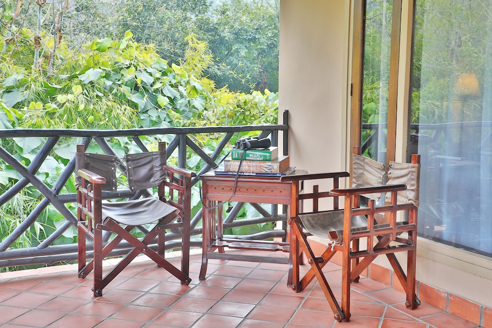 JIMS JUNGLE RETREAT 38/50