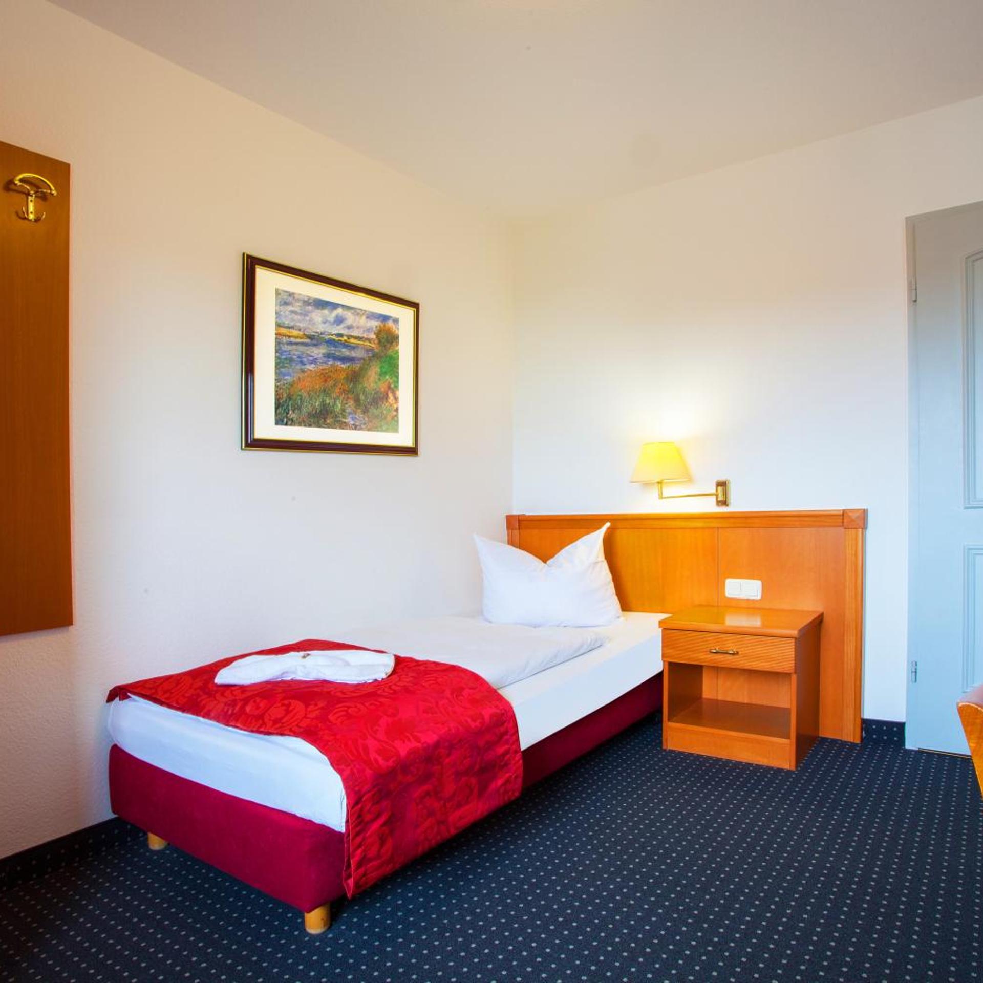 Room, Single