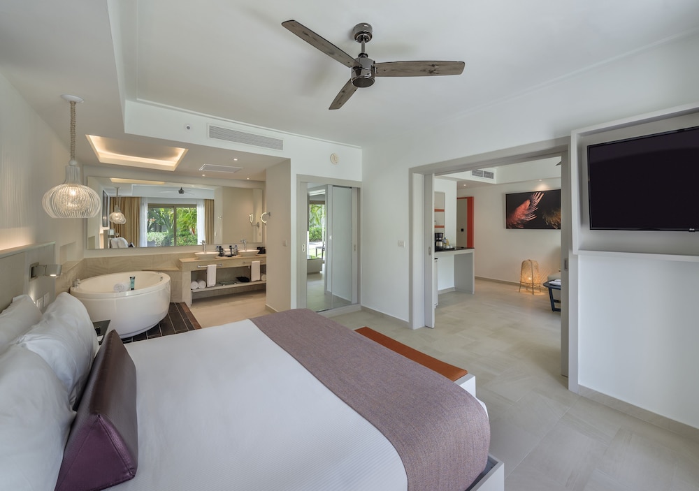 1 Bedroom, Diamond Club, Presidential, Luxury, Suite, King Bed