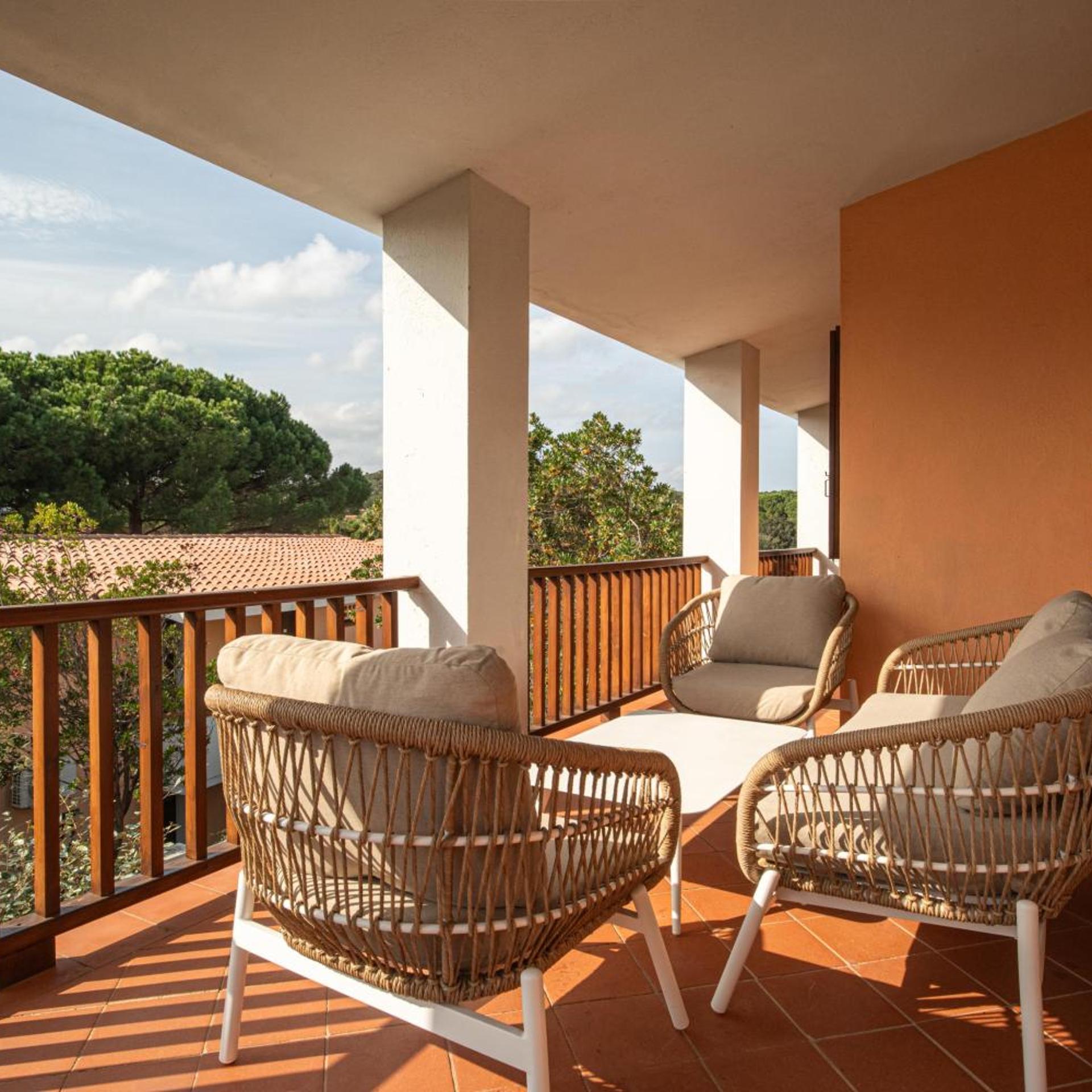 Ahr Costa Serena Village 25/50