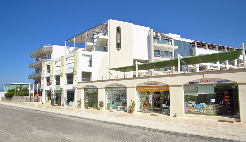 Albatros Spa and Resort Hotel in HERSONISSOS