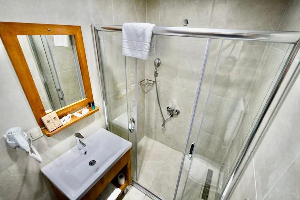 Sultan Hamit Hotel 55/57