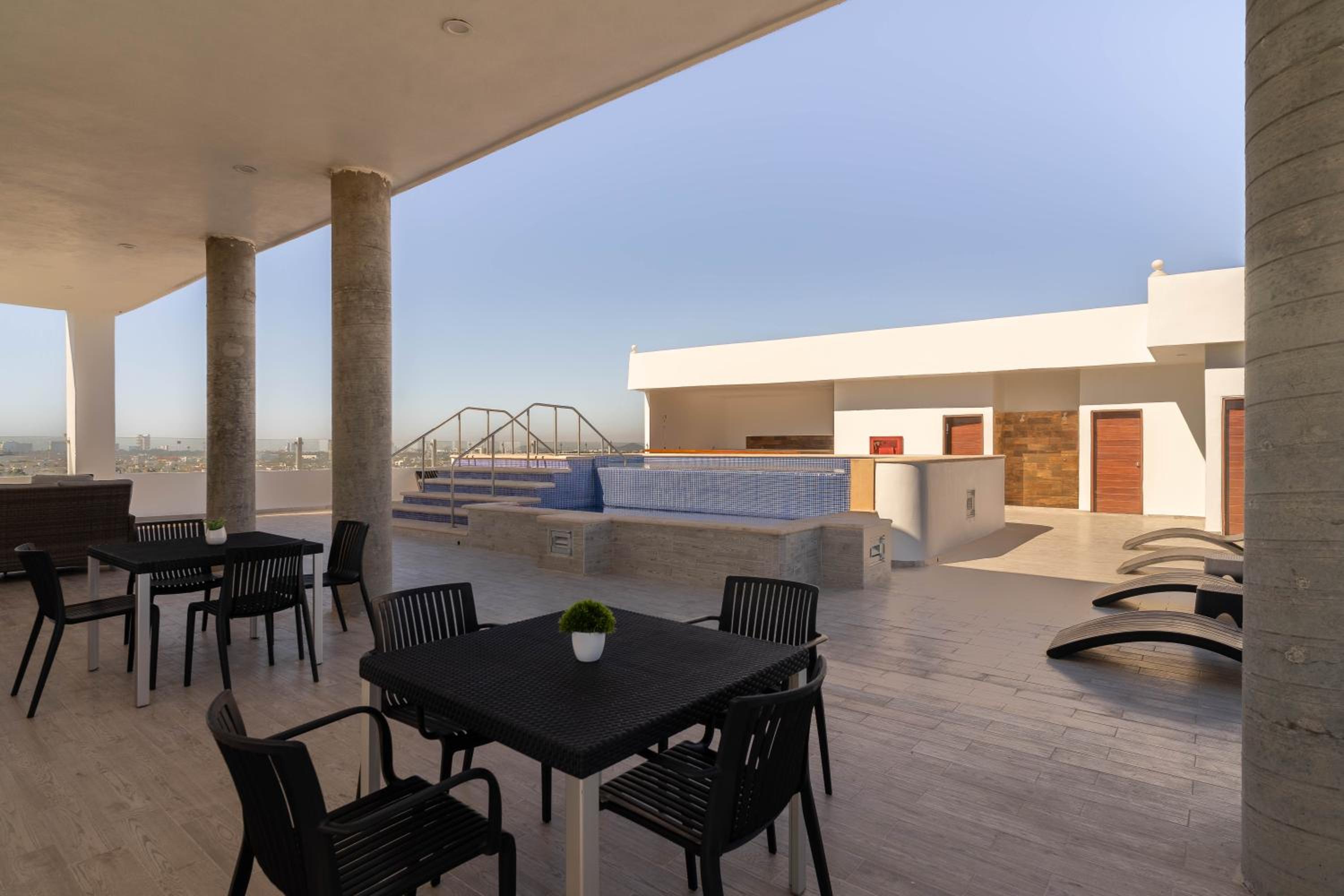 Hotel Pacific Blue Mazatlan 46/59