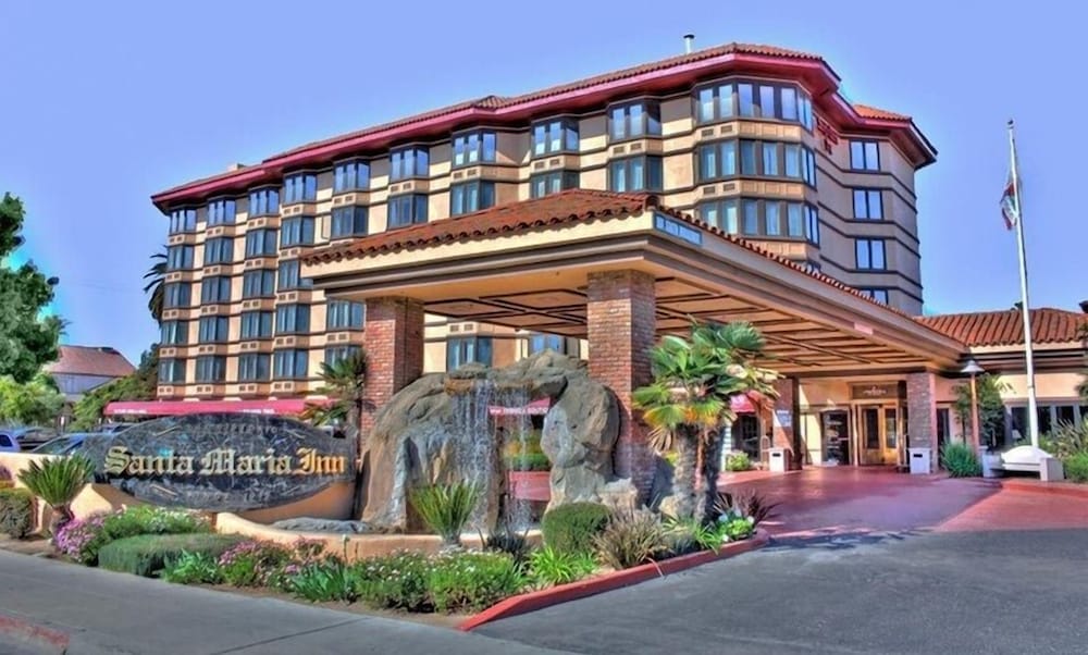 HISTORIC SANTA MARIA INN 61/67