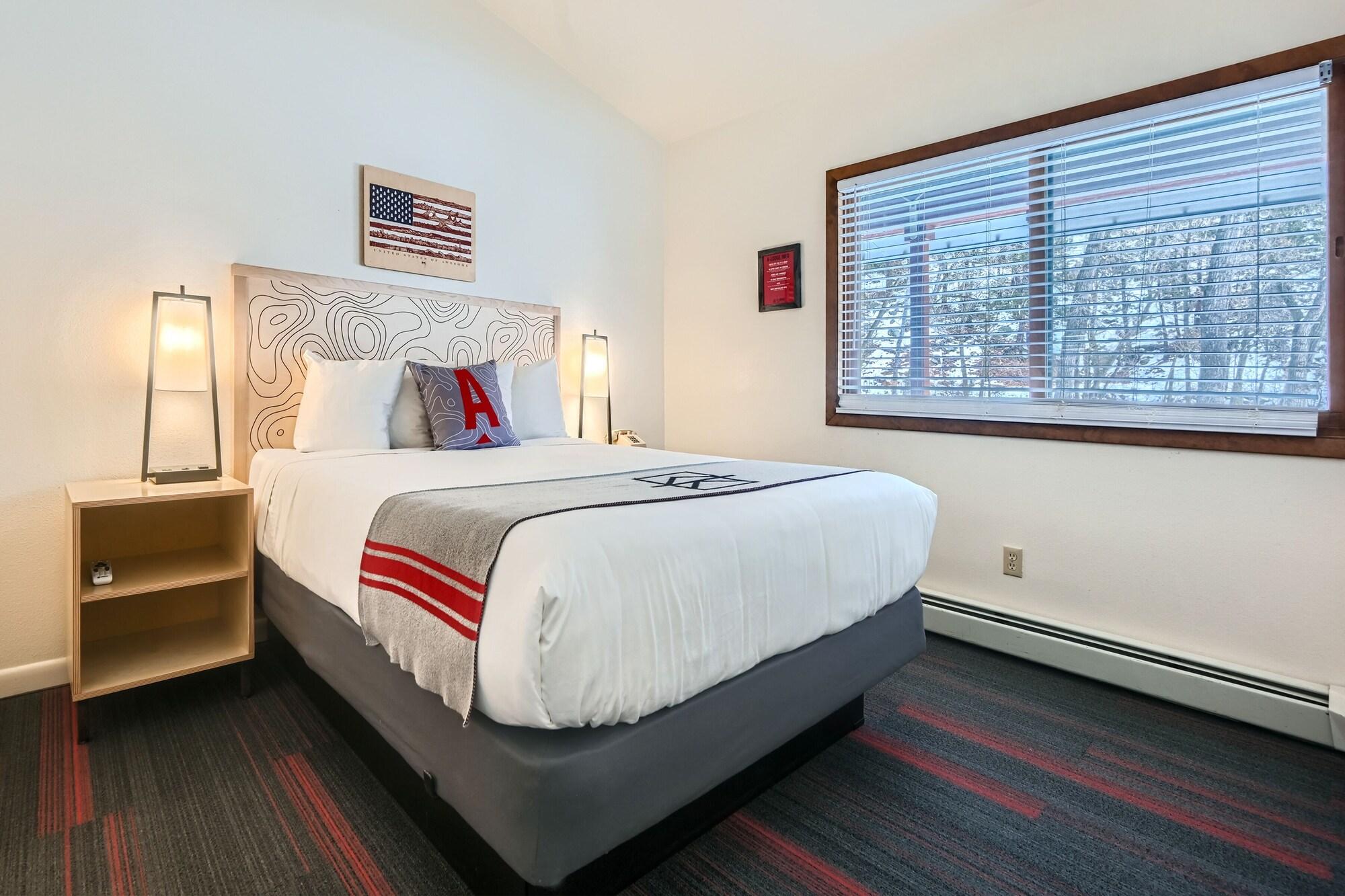 Adventure, Suite, Queen Bed