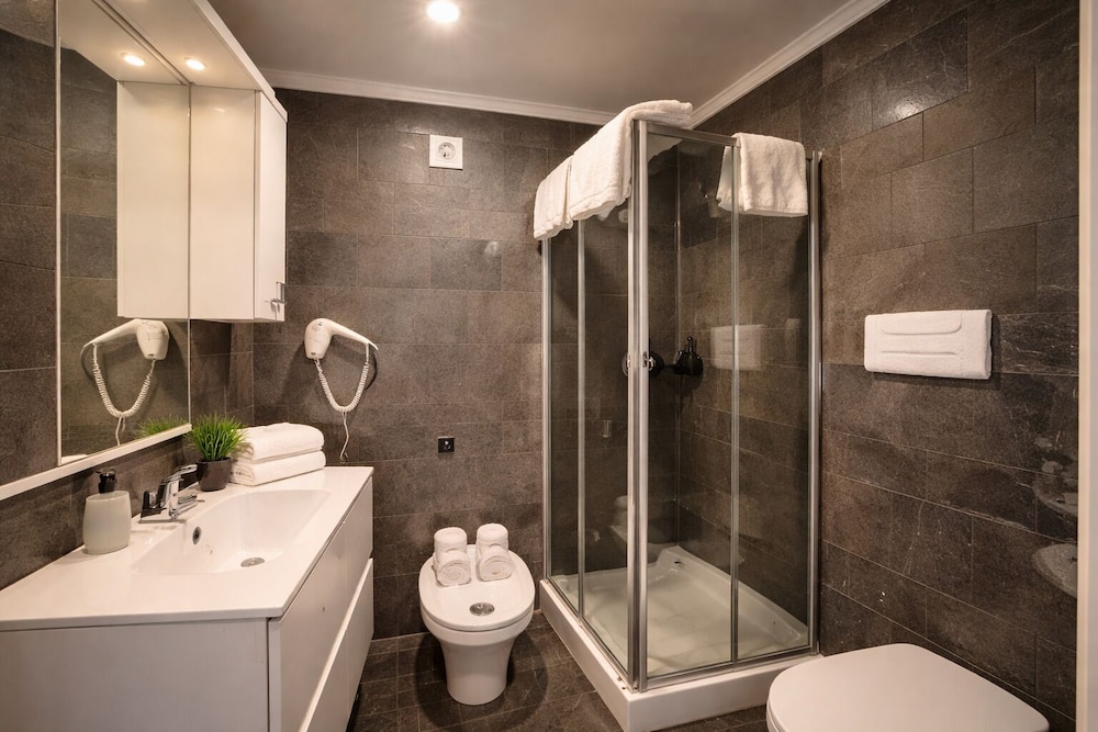 Neronensis Relais & Spa 48/49