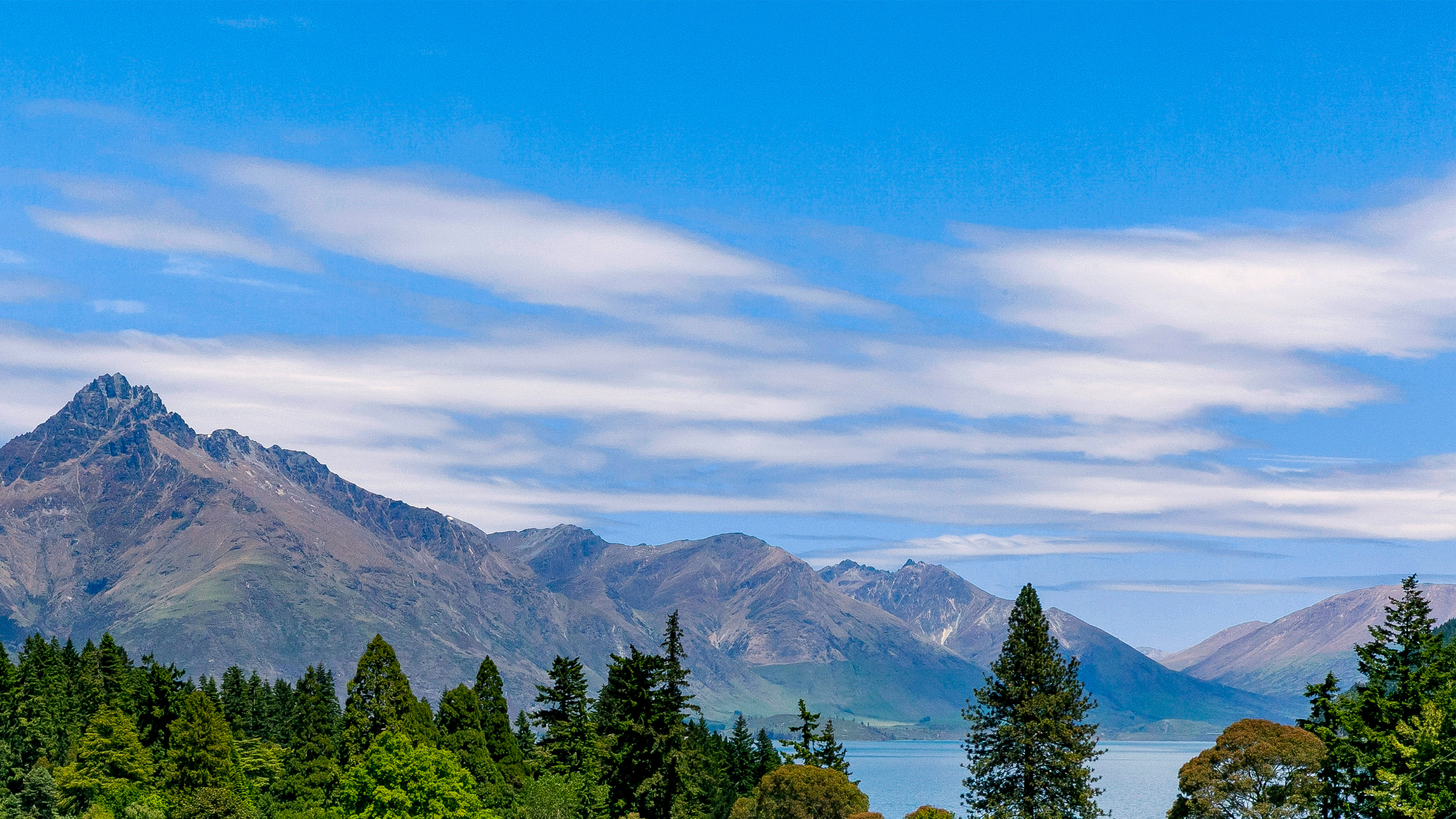 Holiday Inn Express And Suites Queenstown 76/79