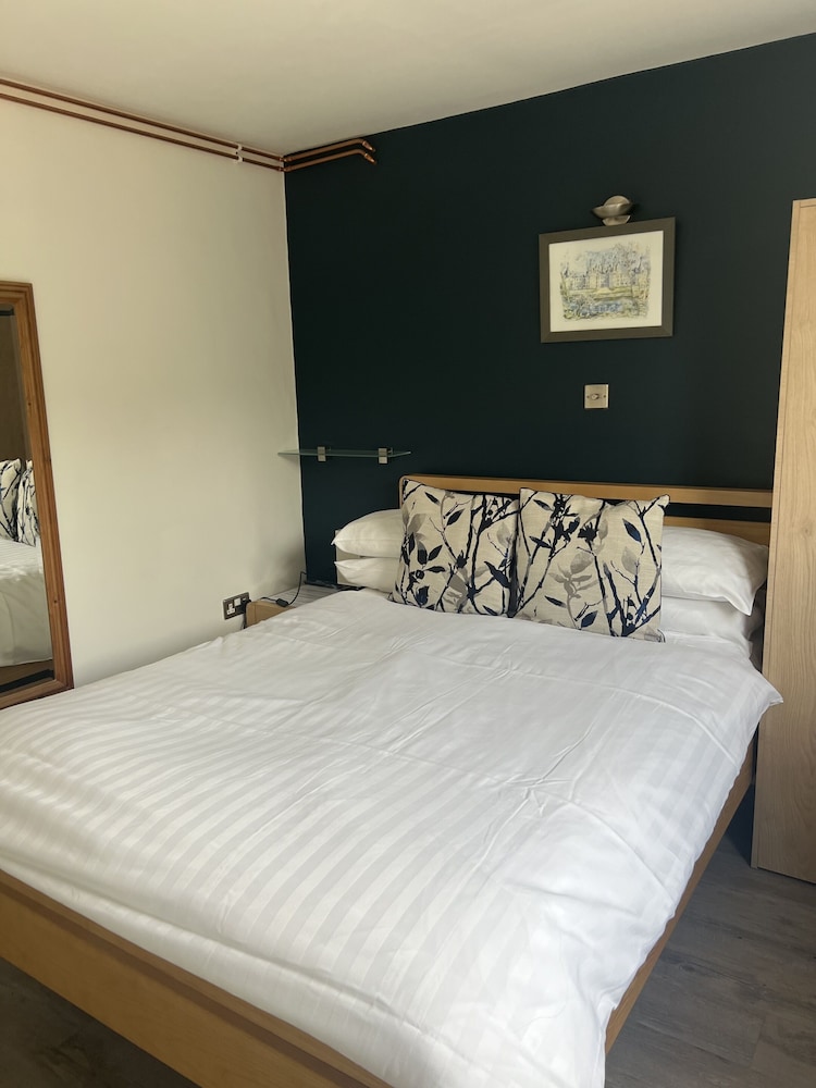 The Priory Burford Bed And Breakfast 21/59