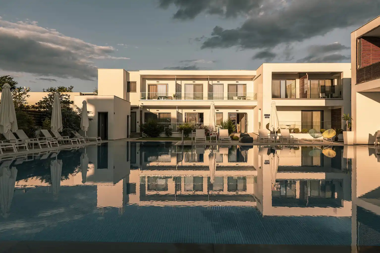 The Oak Hotel in Nestos