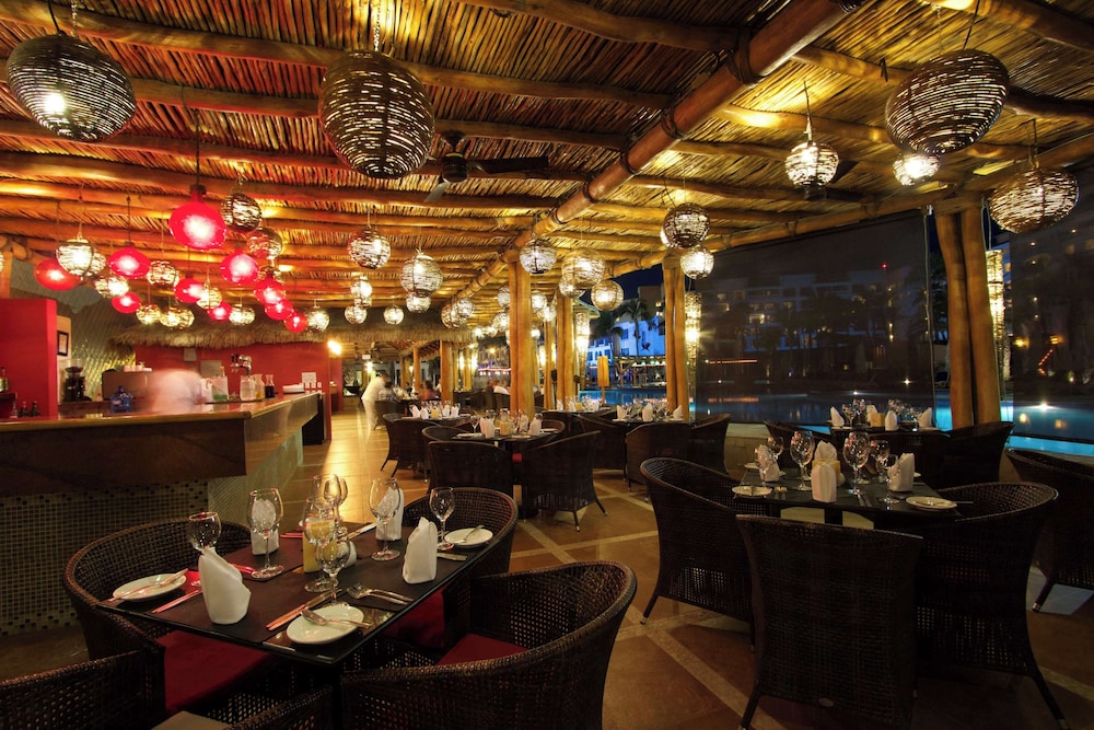 Grand Decameron Los Cabos a Trademark All Inclusive Resort 37/48