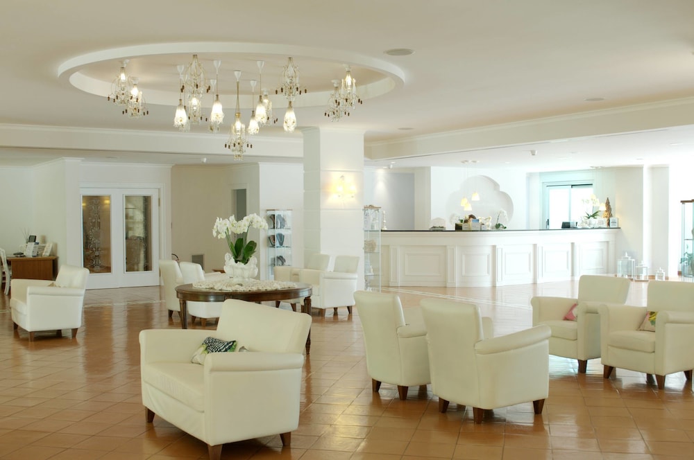 OLEANDRI RESORT 65/81