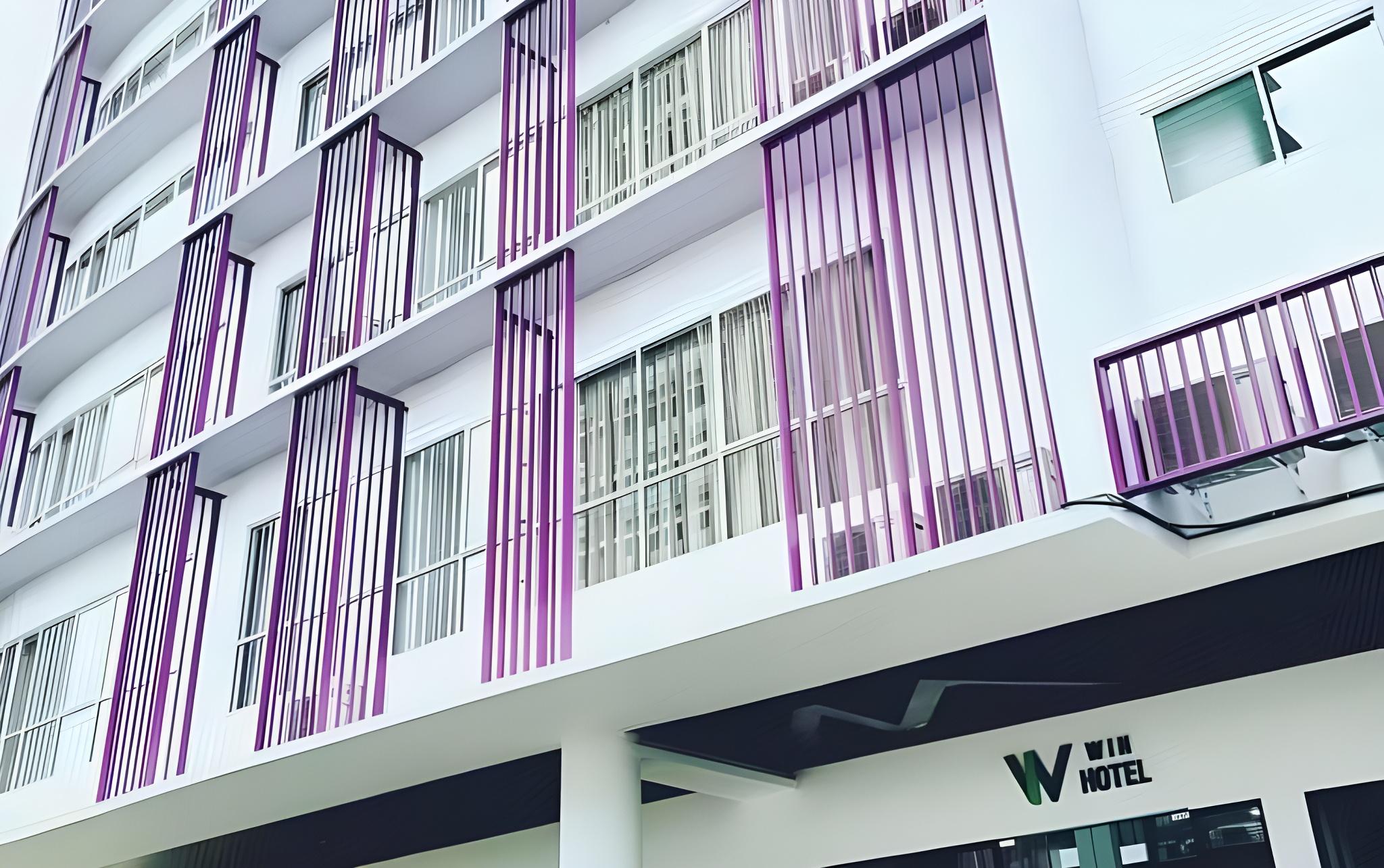 Win Hotel 9/45