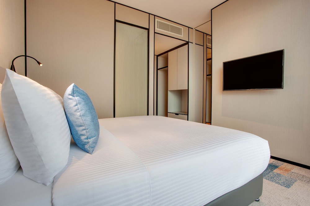 The District Hotel Jumeirah, Dubai 19/61